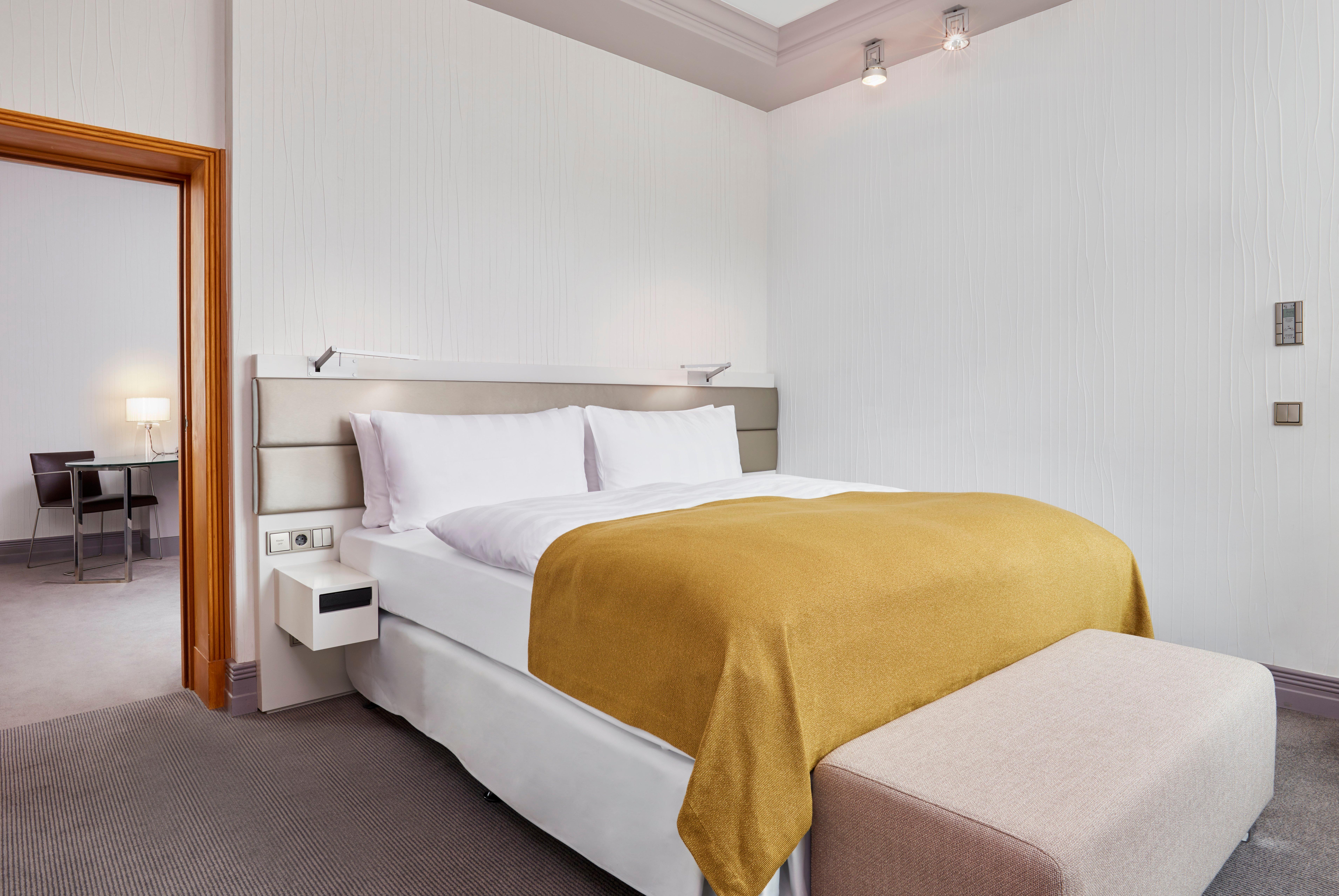 فندق إنتركونتيننتال برلين المظهر الخارجي الصورة A bedroom at the hotel