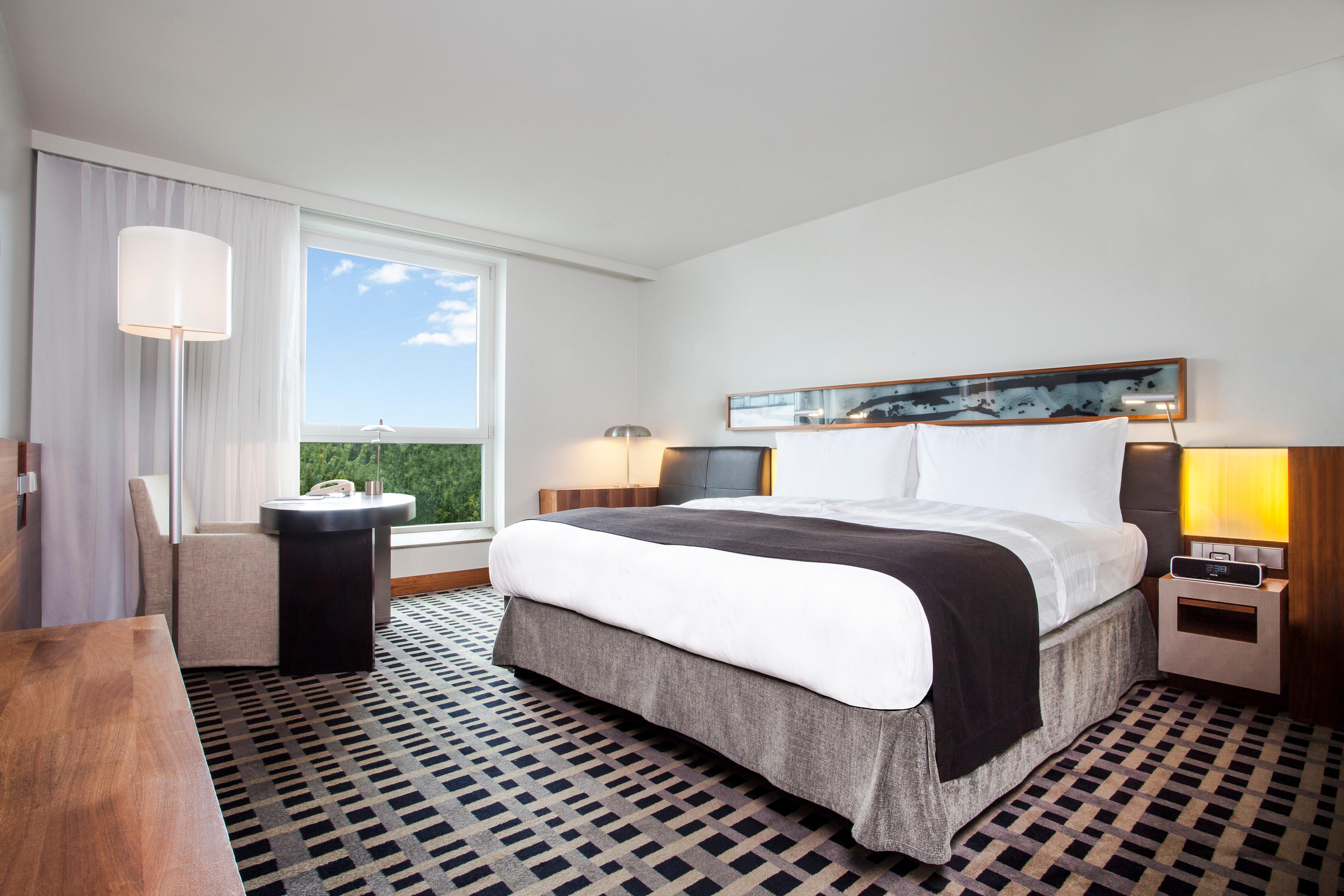 فندق إنتركونتيننتال برلين المظهر الخارجي الصورة A guest room at the InterContinental San Francisco