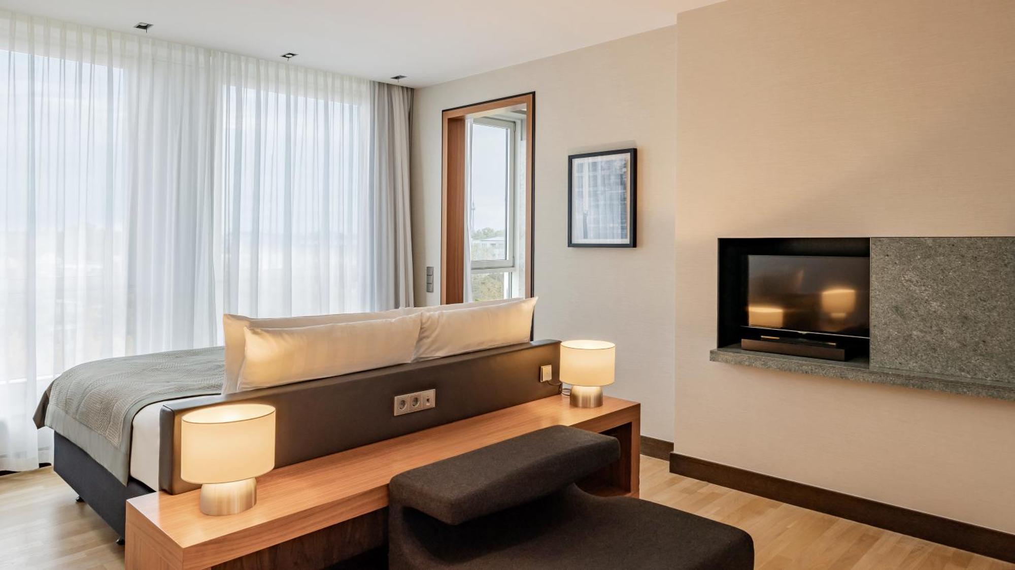 فندق إنتركونتيننتال برلين المظهر الخارجي الصورة A bedroom at the hotel